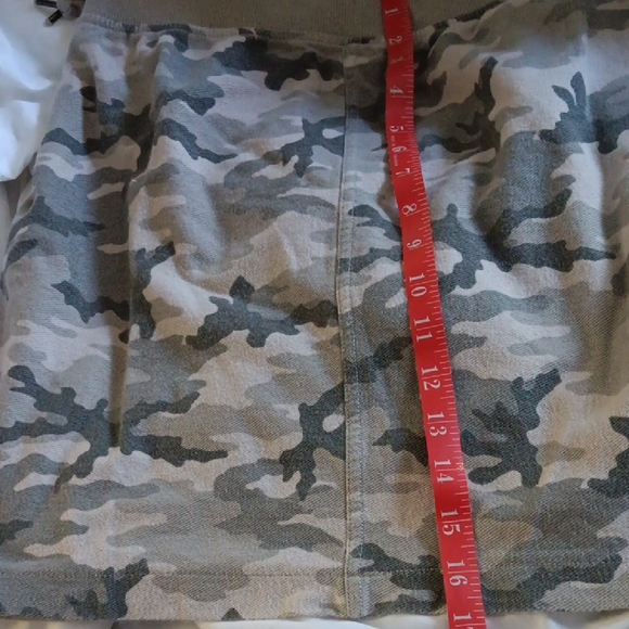 Camouflage‎ Print Skirt - Picture 7 of 10